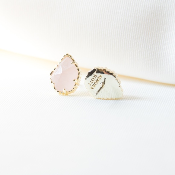 Kendra Scott Jewelry - Kendra Scott Tessa Gold Earrings In Rose Quartz Kendra Scott Jewelry - Kendra Scott Tessa Gold Earrings In Rose Quartz